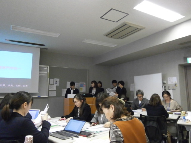 写真:専門領域別看護論演習